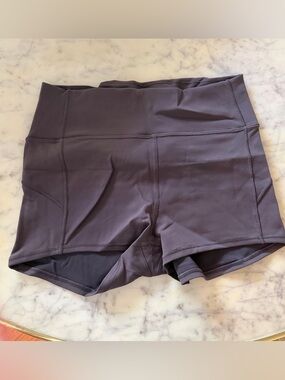 Lululemon High-Waist Women's Performance Shorts — Charcoal